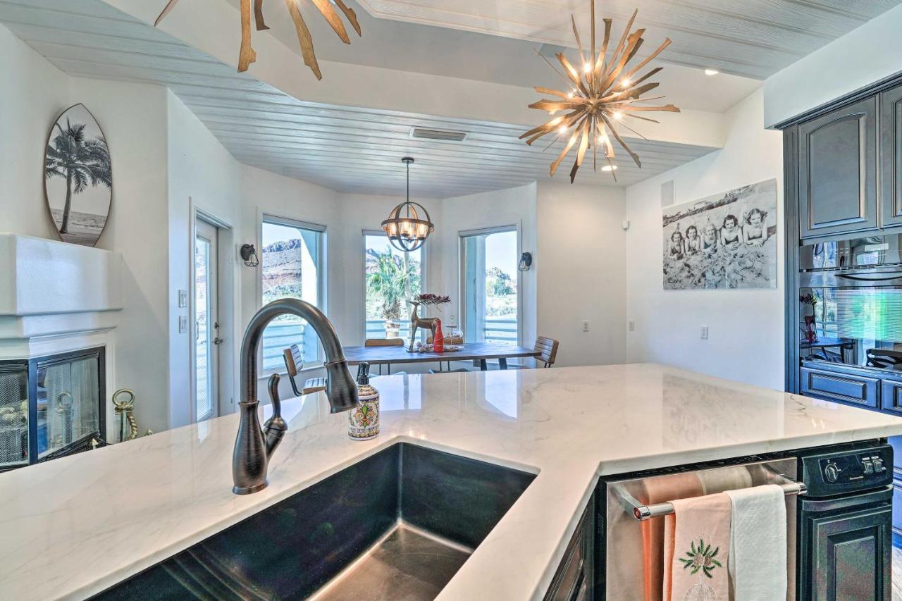 Spacious Parker House On The Colorado River! Bagian luar foto